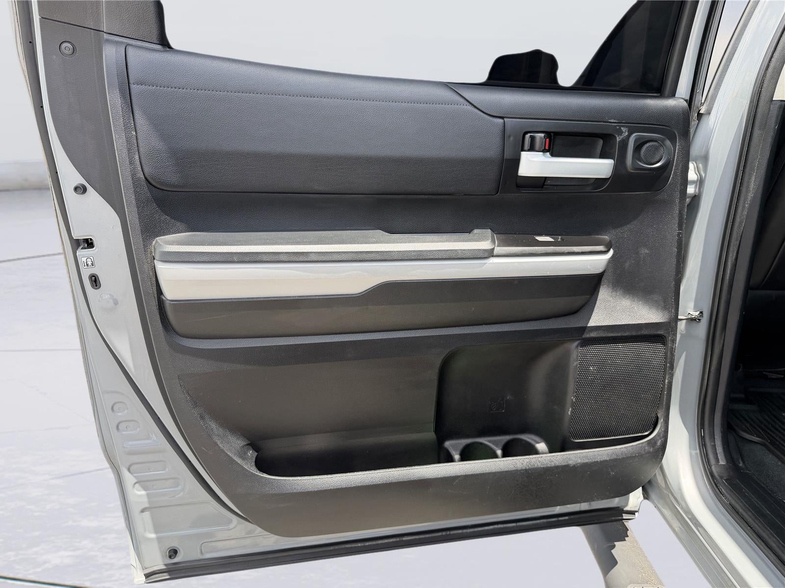 2019 Toyota Tundra SR5 5.7L V8