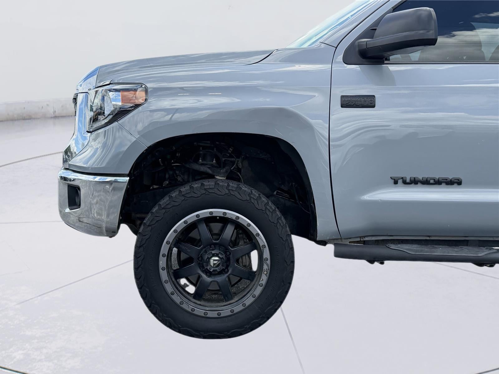 2019 Toyota Tundra SR5 5.7L V8