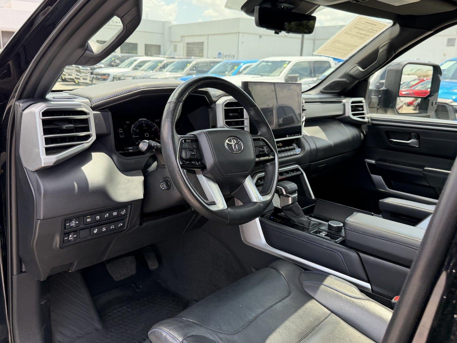 2023 Toyota Tundra Platinum HV