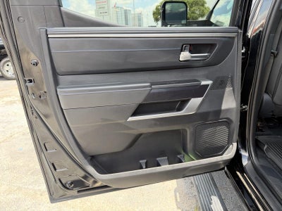 2023 Toyota Tundra Platinum HV