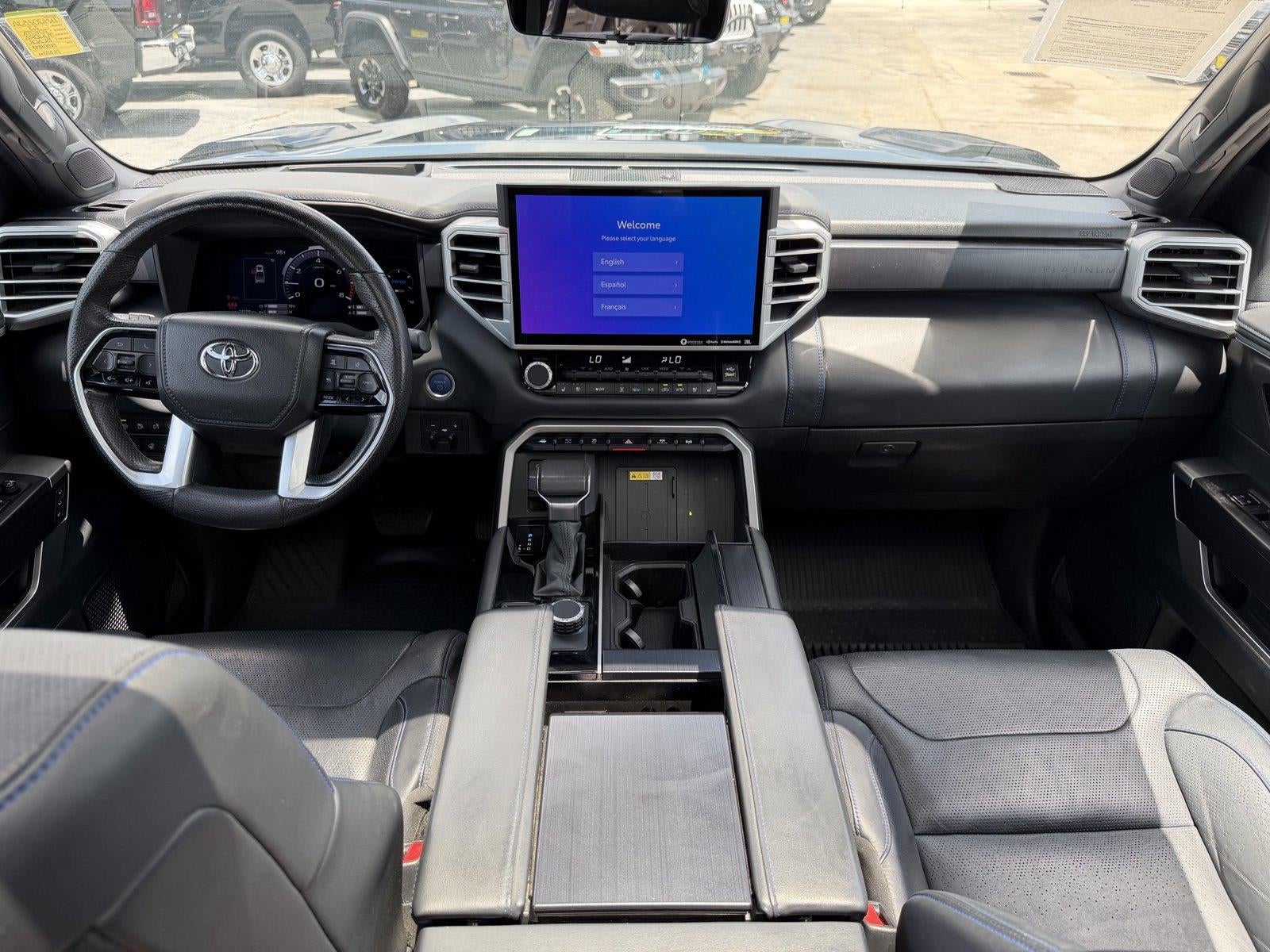 2023 Toyota Tundra Platinum HV