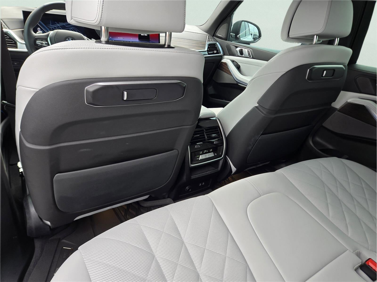 2025 BMW X5 sDrive40i