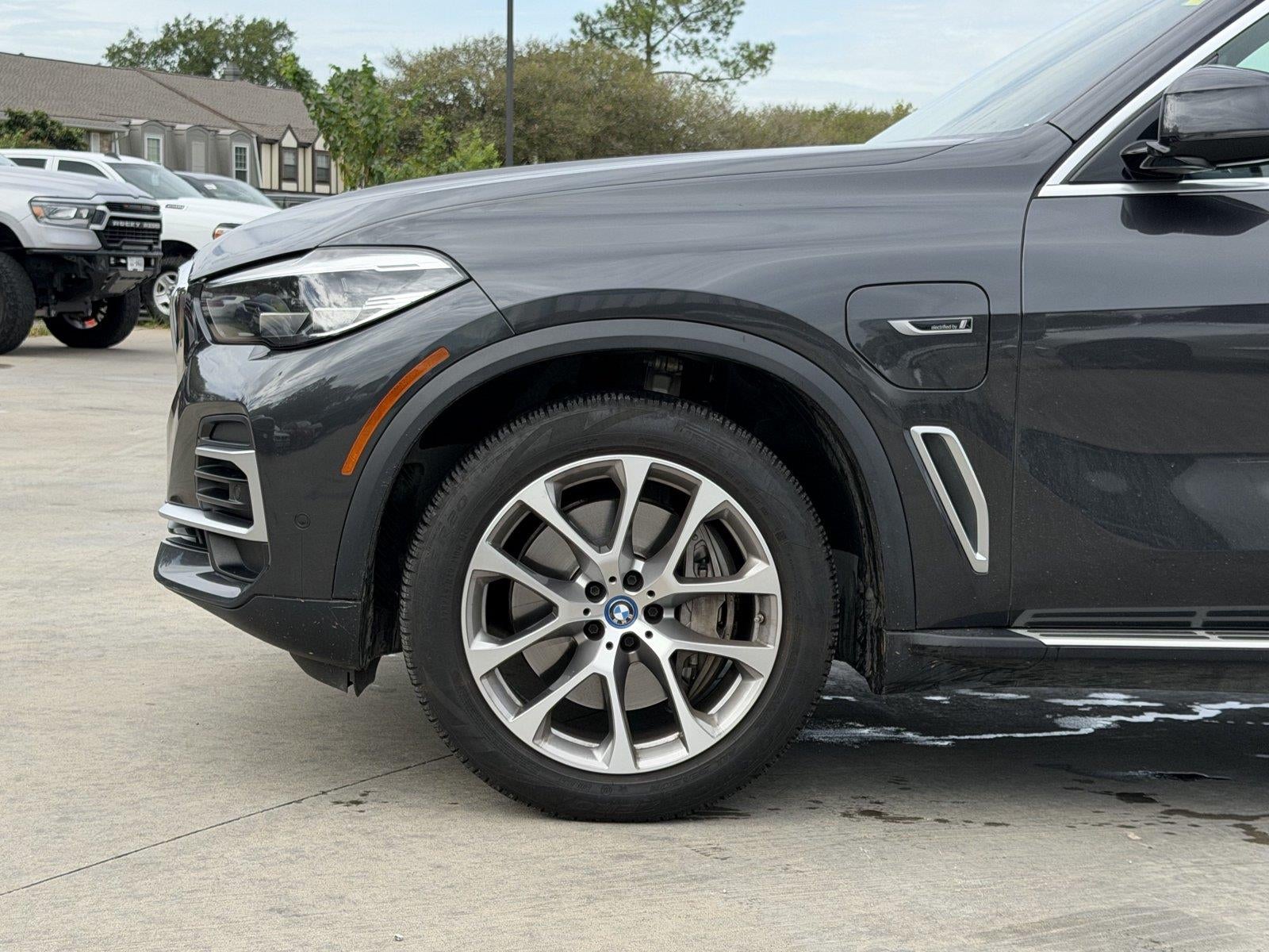 2022 BMW X5 45E