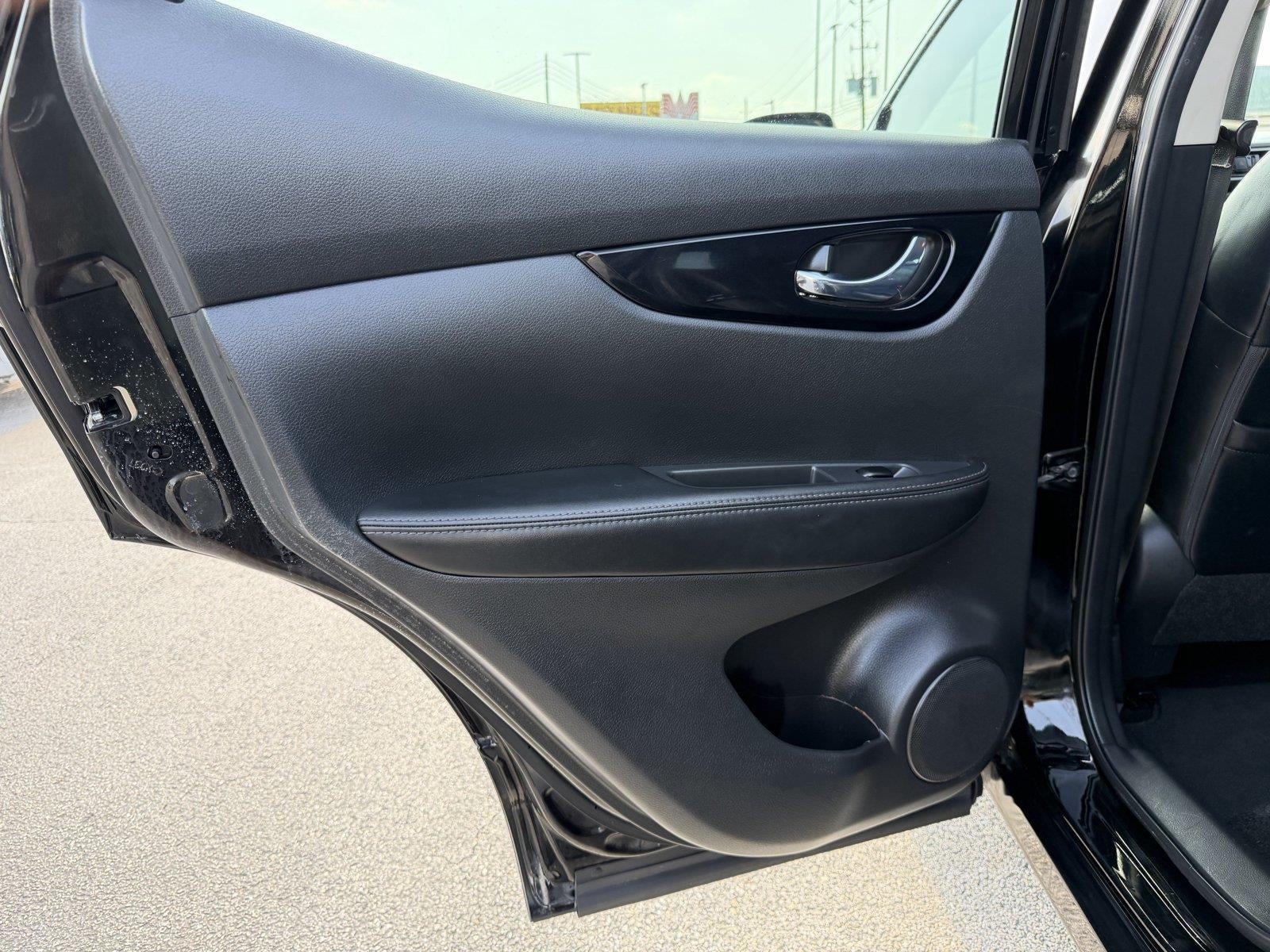 2022 Nissan Rogue Sport SL
