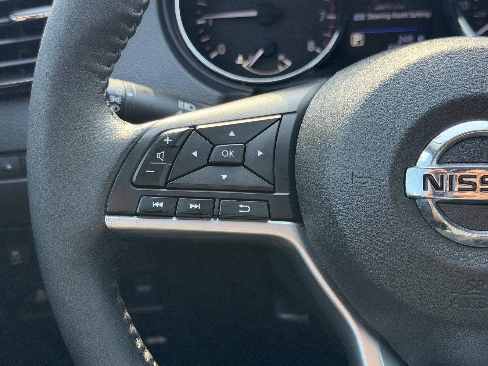 2022 Nissan Rogue Sport SL