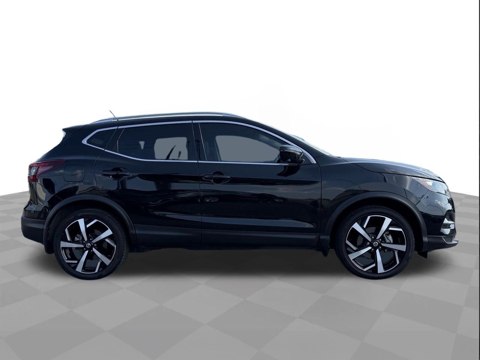 2022 Nissan Rogue Sport SL