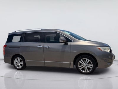 2015 Nissan Quest Platinum