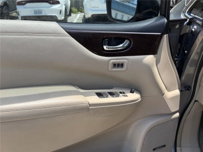 2015 Nissan Quest Platinum