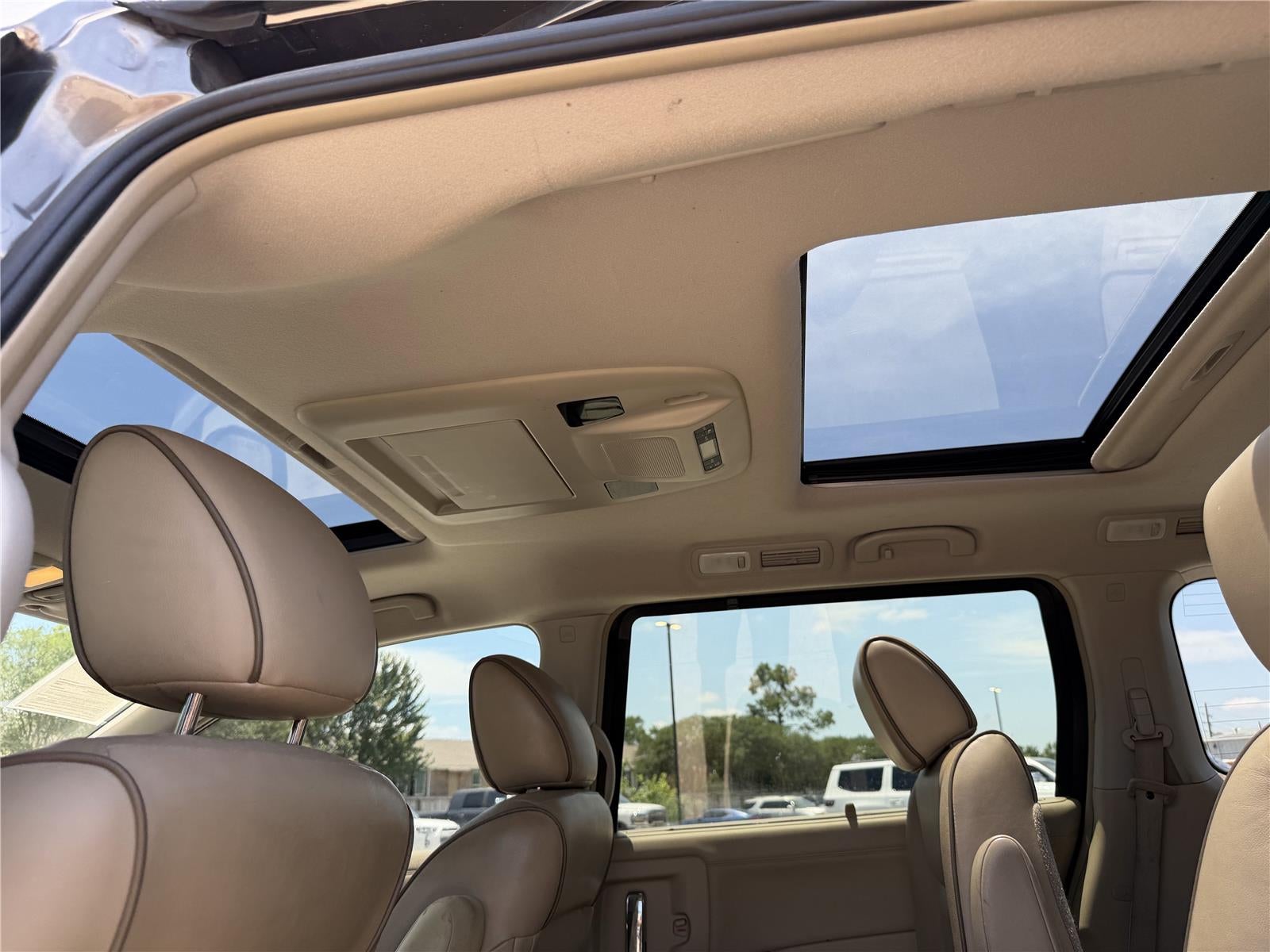 2015 Nissan Quest Platinum
