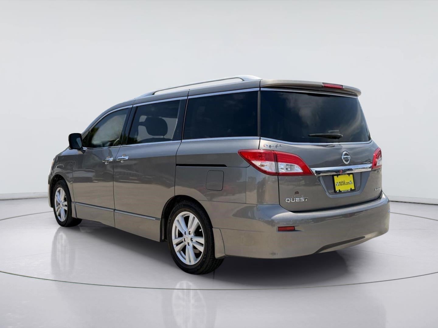 2015 Nissan Quest Platinum