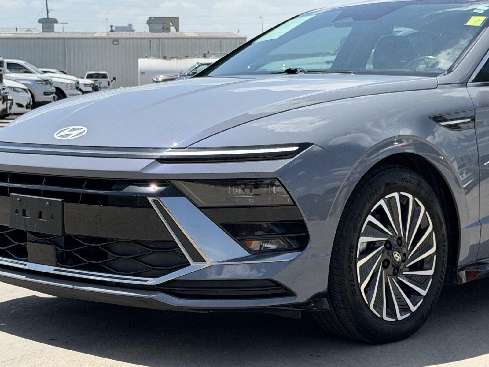 2025 Hyundai Sonata Hybrid SEL