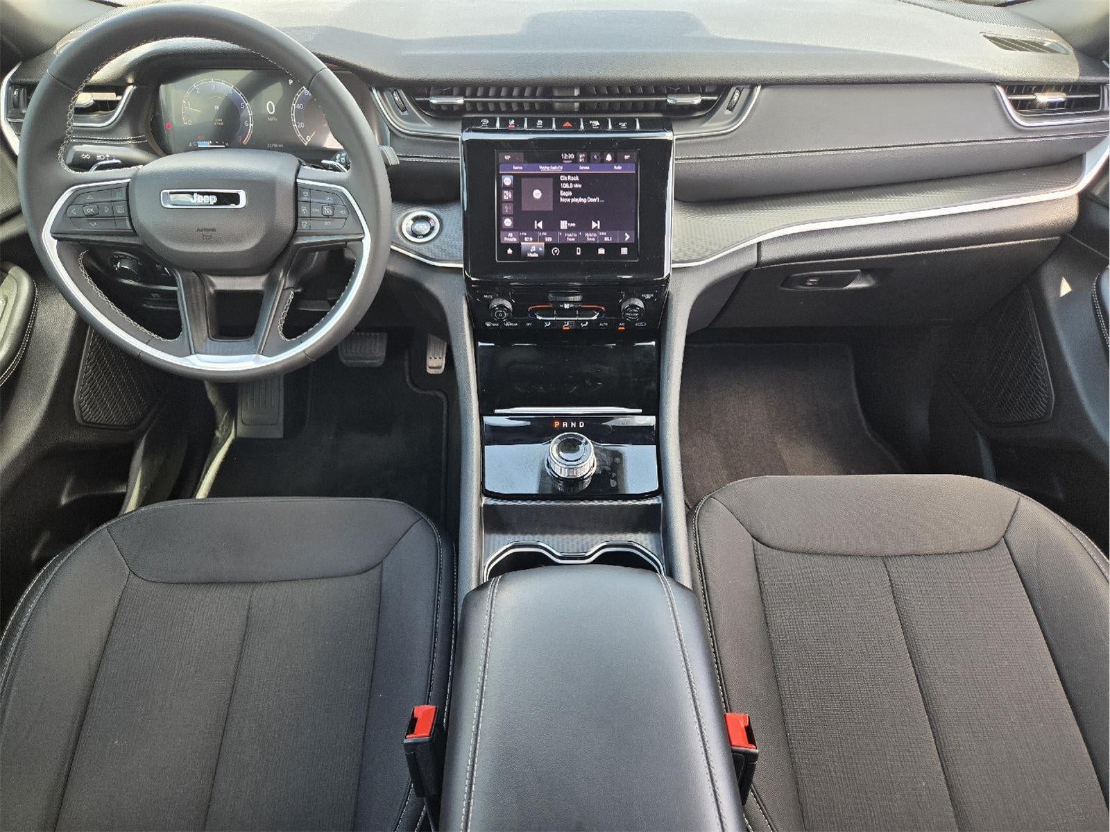 2025 Jeep Grand Cherokee Laredo X