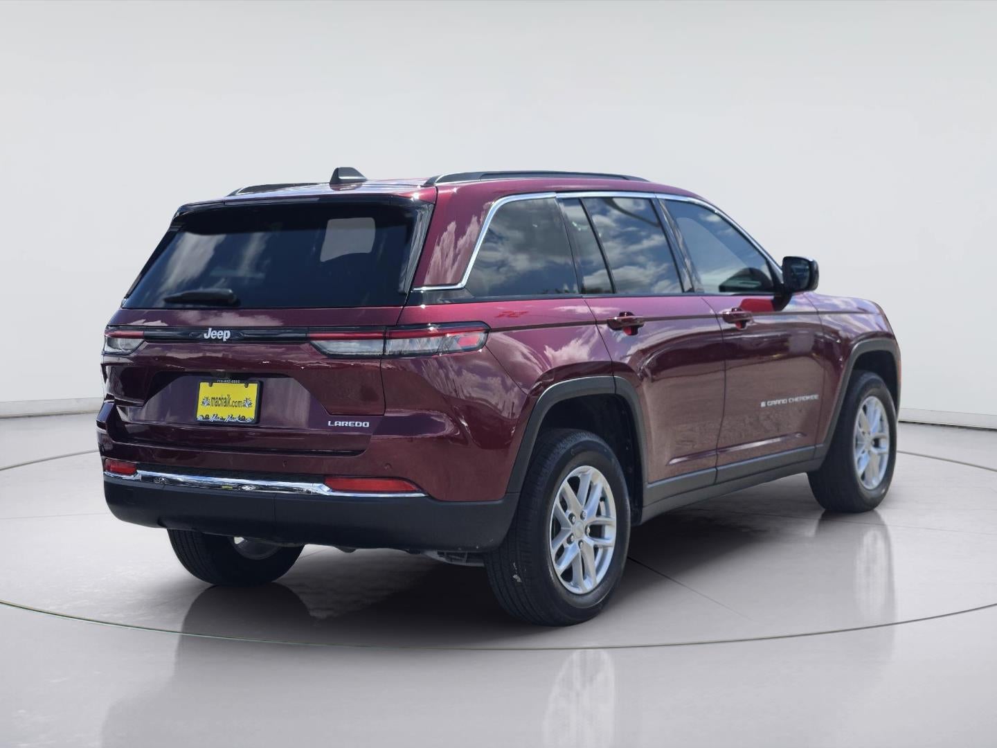 2025 Jeep Grand Cherokee Laredo X
