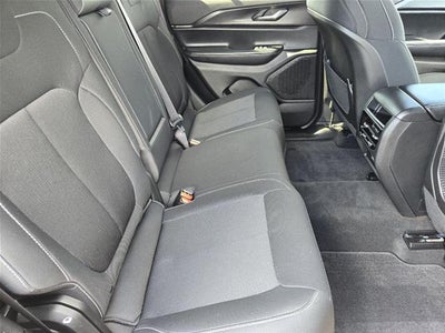 2025 Jeep Grand Cherokee Laredo X