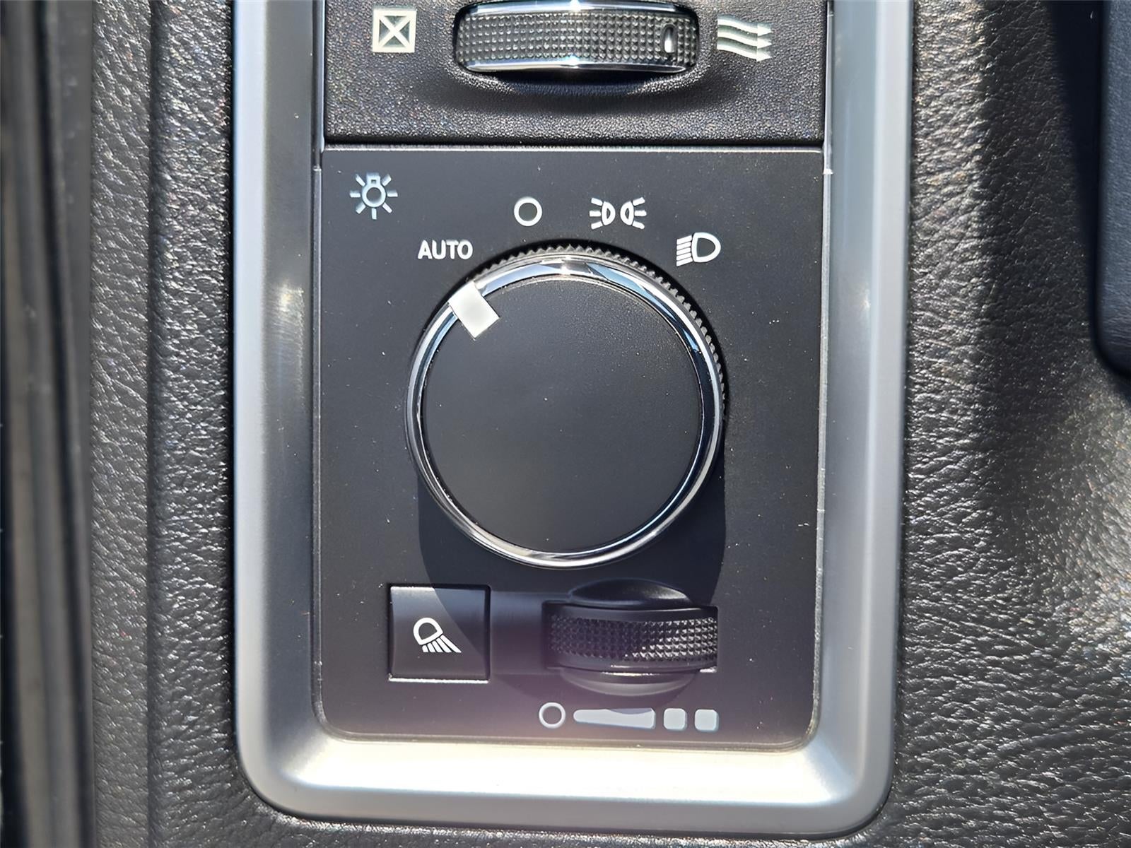 2020 RAM 1500 Classic SLT
