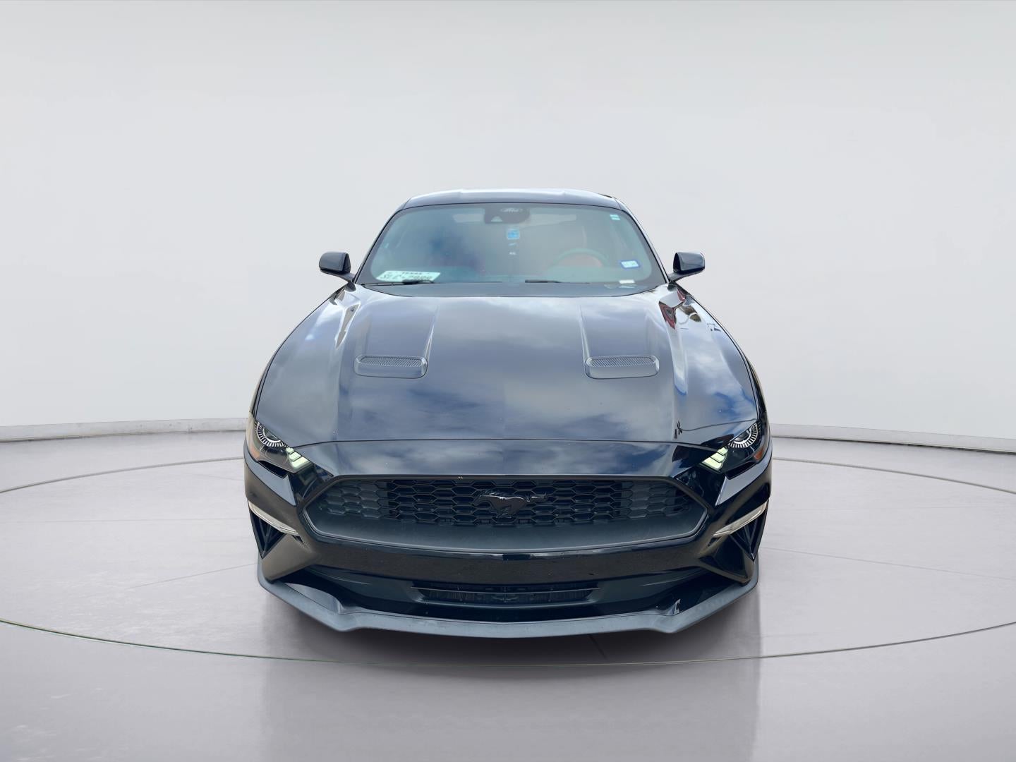 2022 Ford Mustang EcoBoost