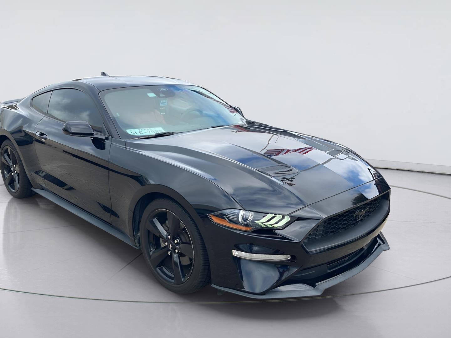 2022 Ford Mustang EcoBoost