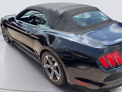 2015 Ford Mustang V6