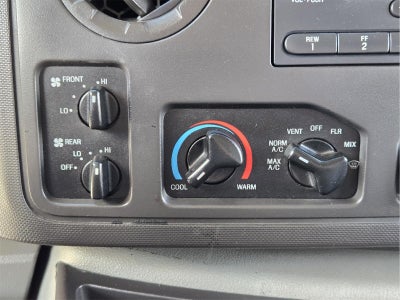 2014 Ford E-Series E-350 SD XLT