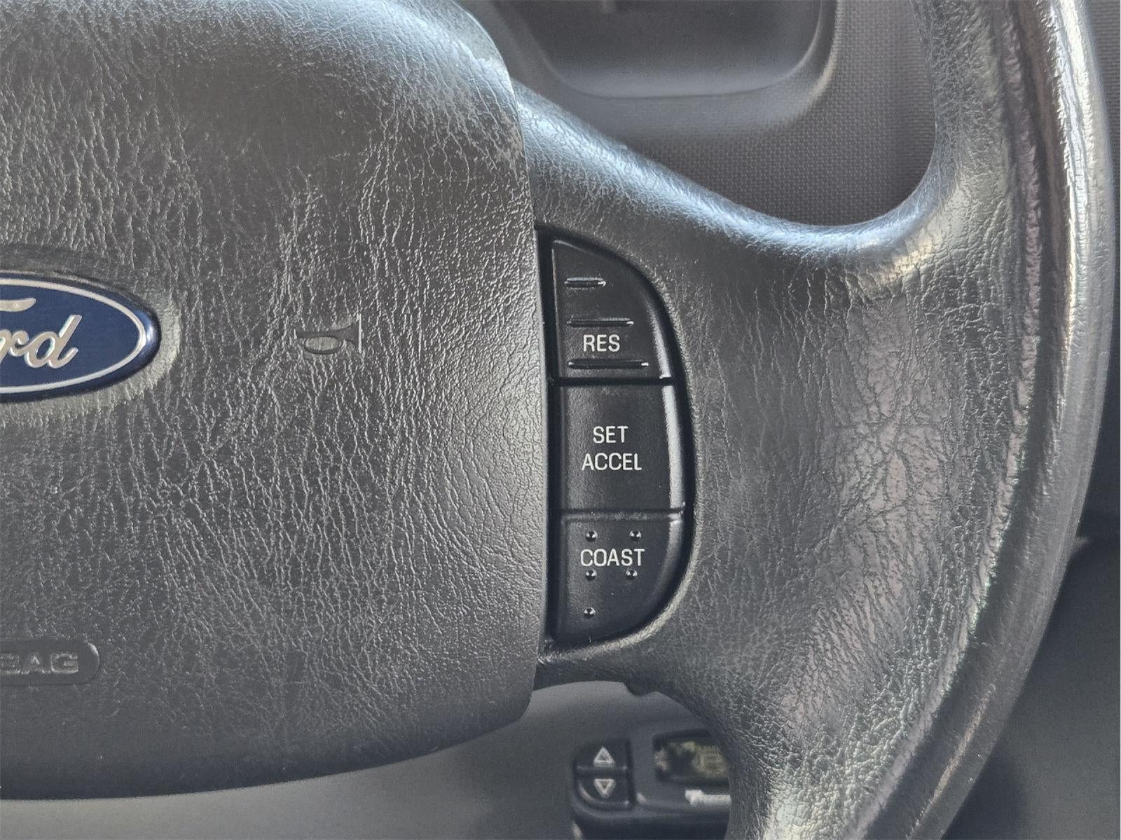 2014 Ford E-Series E-350 SD XLT