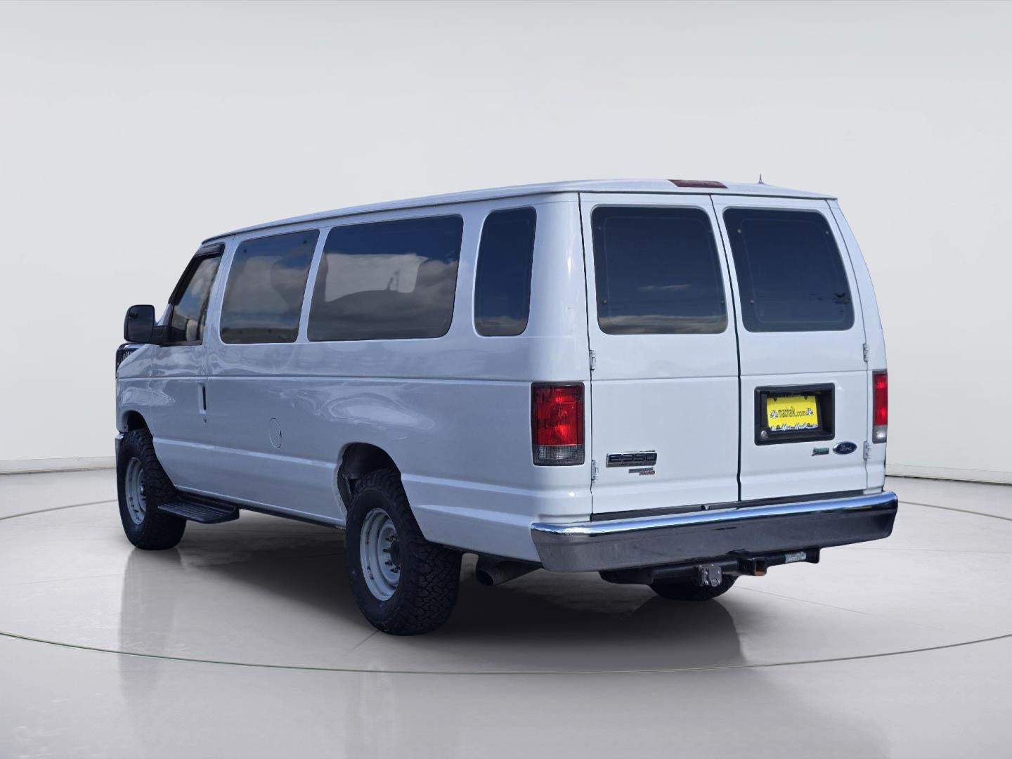 2014 Ford E-Series E-350 SD XLT