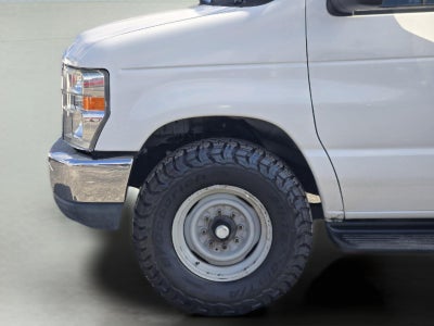 2014 Ford E-Series E-350 SD XLT