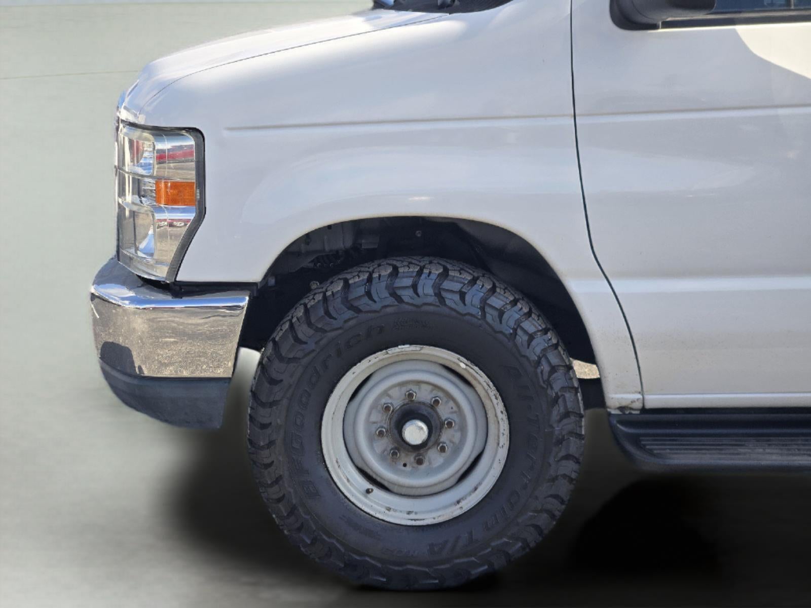 2014 Ford E-Series E-350 SD XLT