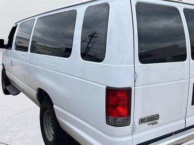 2014 Ford E-Series E-350 SD XLT