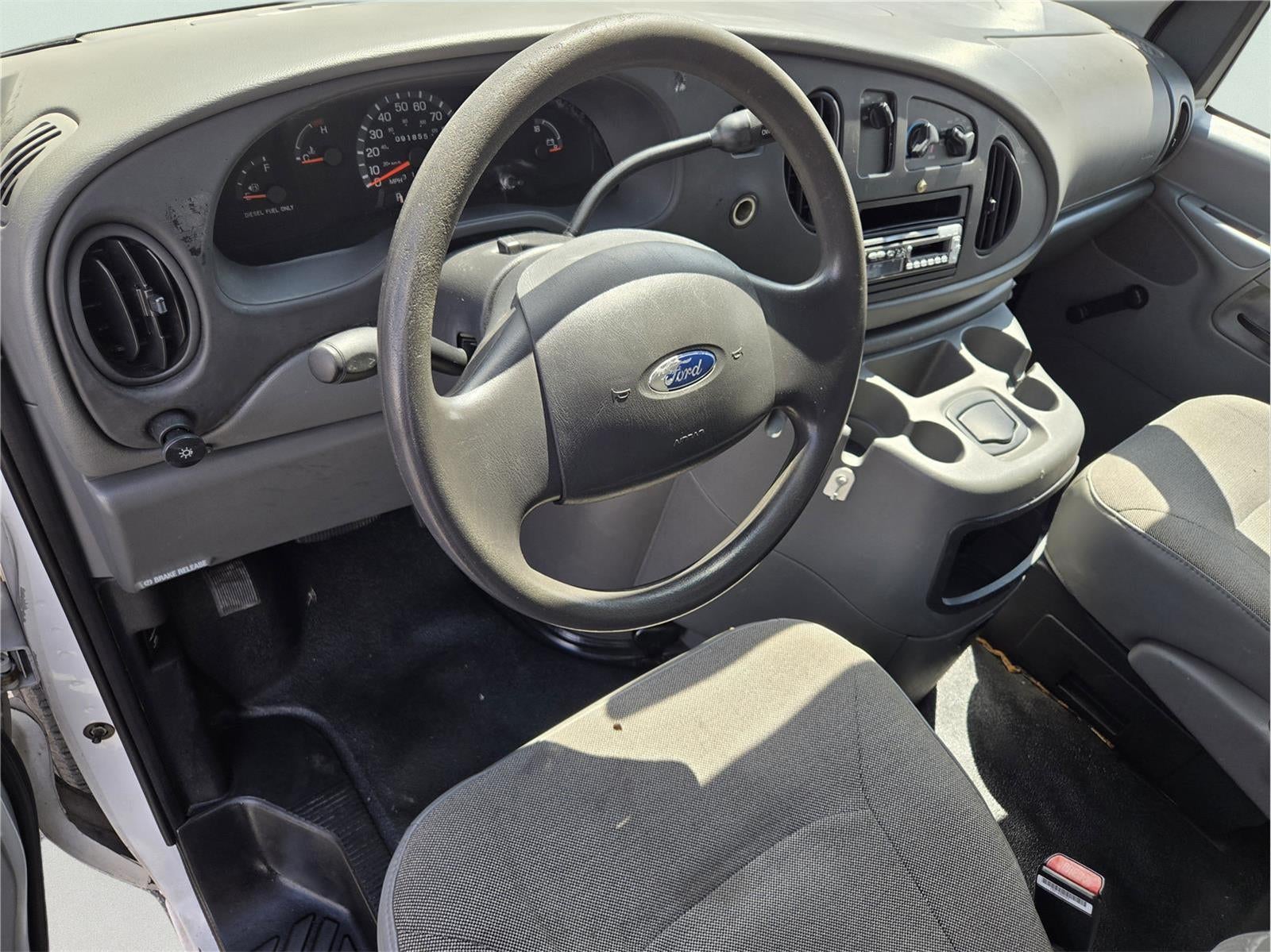 2003 Ford Econoline Commercial Cutaway Standard