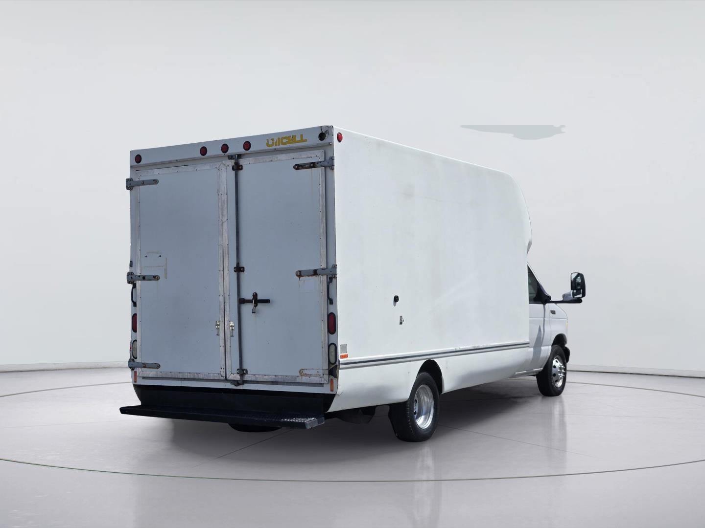 2003 Ford Econoline Commercial Cutaway Standard