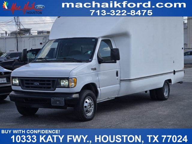 2003 Ford Econoline Commercial Cutaway Standard