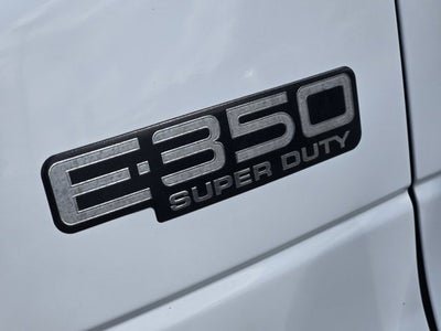 2003 Ford Econoline Commercial Cutaway Standard