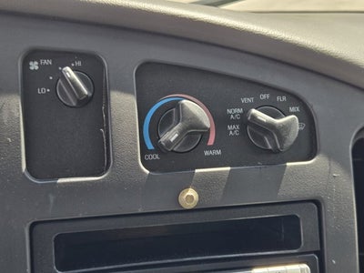 2003 Ford Econoline Commercial Cutaway Standard
