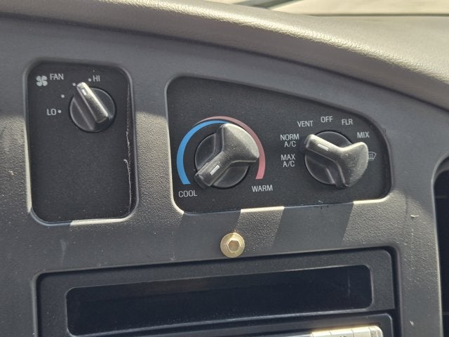 2003 Ford Econoline Commercial Cutaway Standard