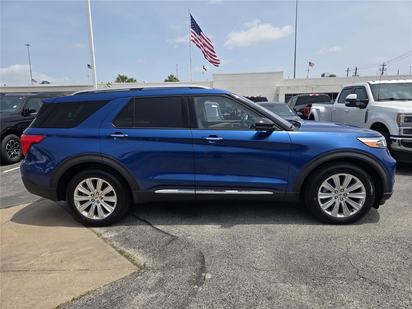 2020 Ford EXPLORER LIMI