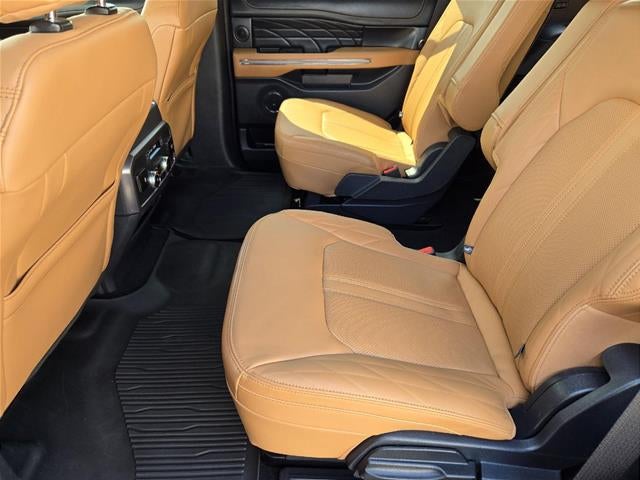 2024 Ford Expedition Platinum