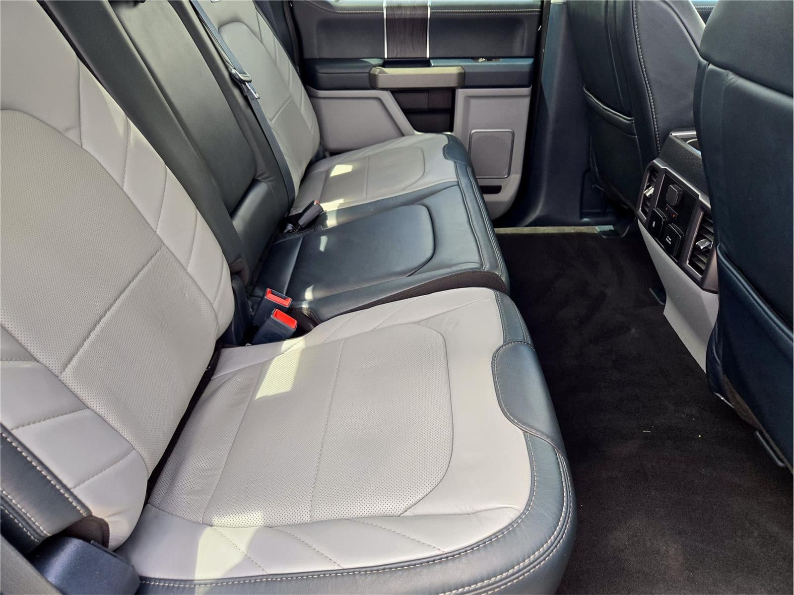2022 Ford Super Duty F-250 SRW Limited