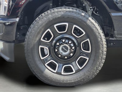 2025 Ford Super Duty F-250 Platinum