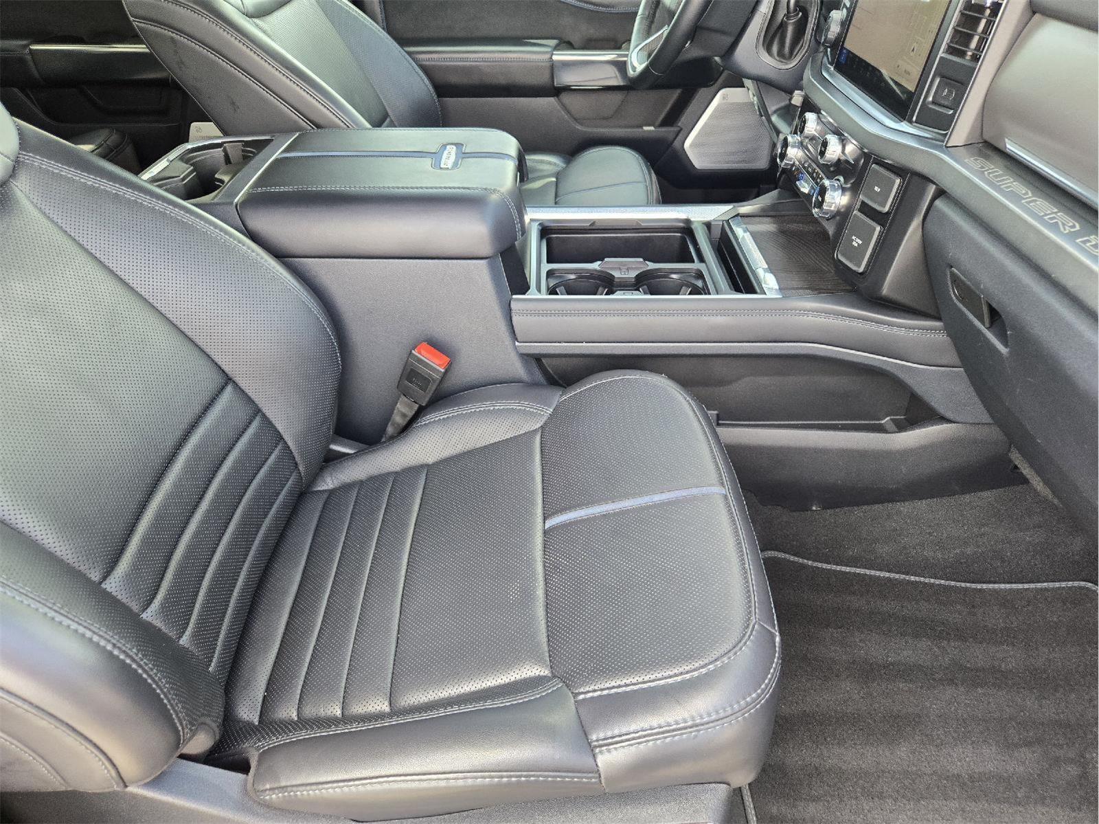 2025 Ford Super Duty F-250 Platinum