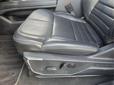 2025 Ford Super Duty F-250 Platinum