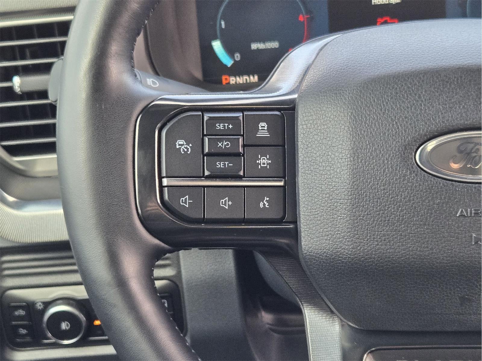 2025 Ford Super Duty F-250 Platinum