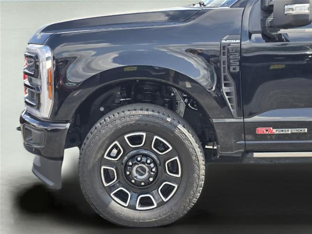 2025 Ford Super Duty F-250 Platinum
