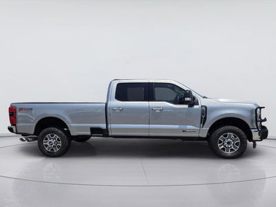 2024 Ford Super Duty F-350 SRW LARIAT