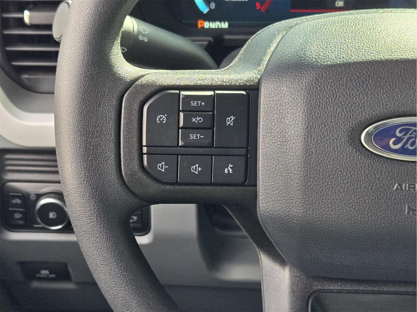 2025 Ford Super Duty F-350 XLT