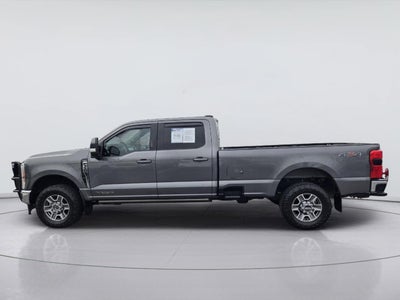 2023 Ford Super Duty F-350 Lariat
