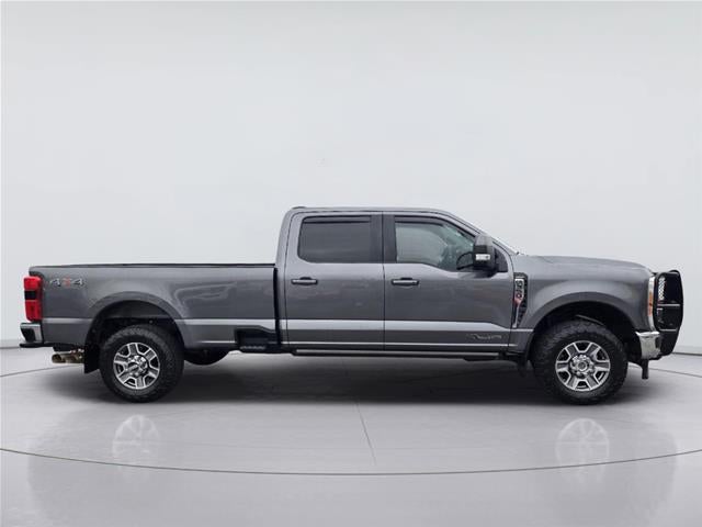 2023 Ford Super Duty F-350 Lariat