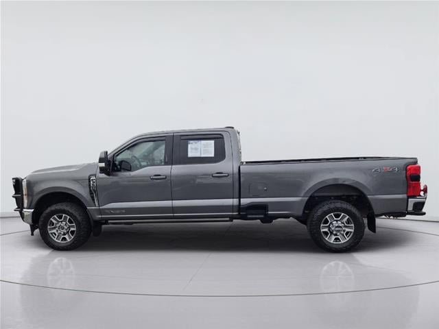 2023 Ford Super Duty F-350 Lariat