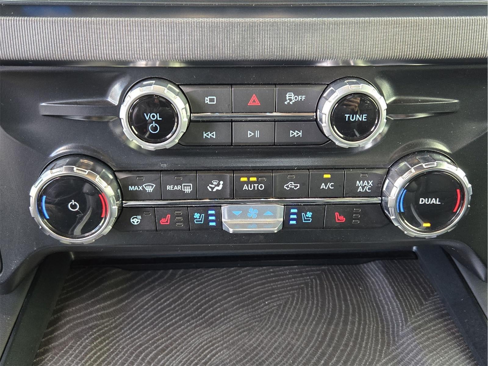 2025 Ford Super Duty F-350 Drw Platinum