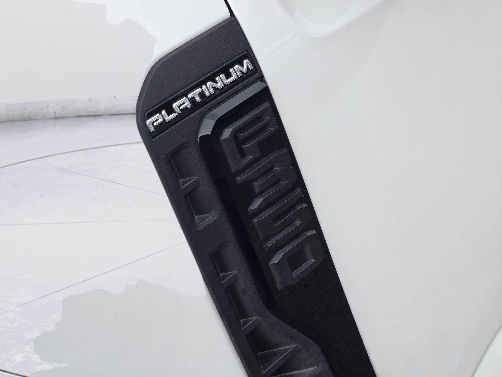 2025 Ford Super Duty F-350 DRW Platinum