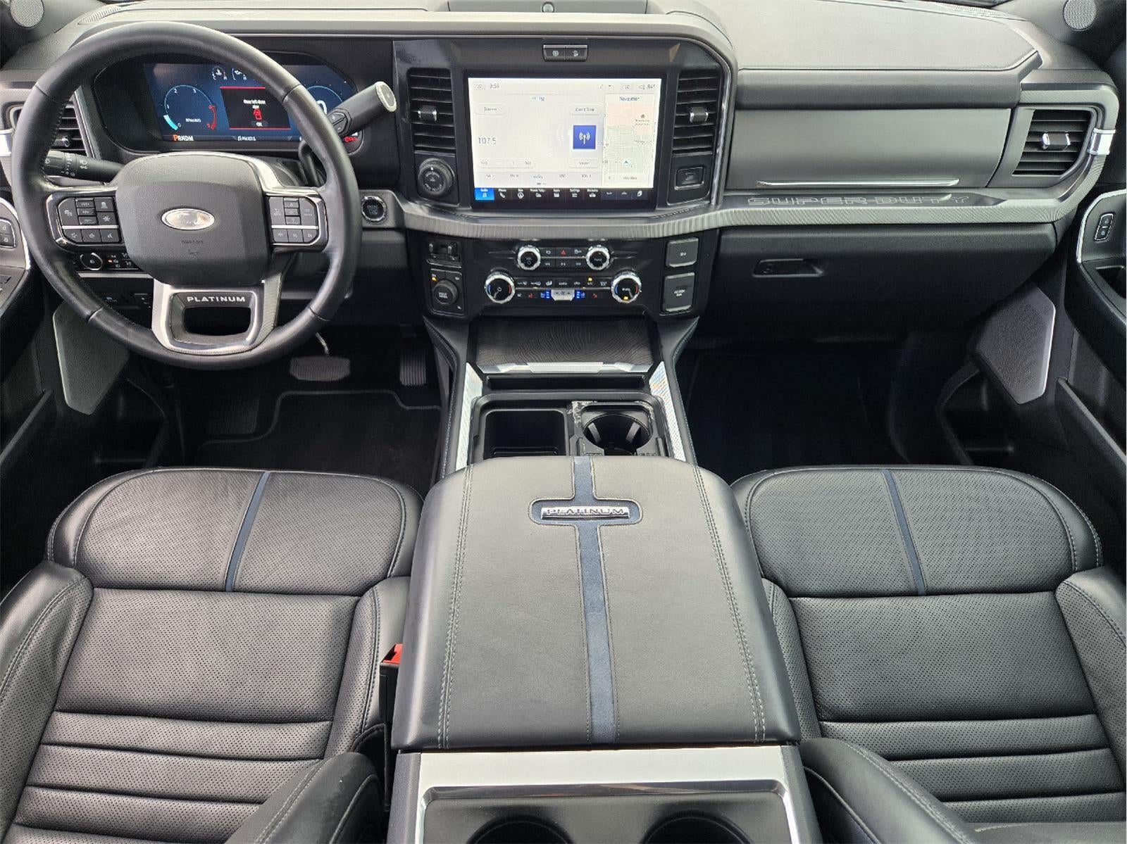 2025 Ford Super Duty F-350 DRW Platinum